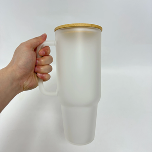 Vasos de Vidrio Transparente Esmerilado de 32oz y 40oz para Sublimación, Botellas de Agua con Asa, Taza de Café para Exteriores con Tapa de Bambú - Product Image 3