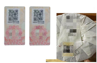 Autocollant d'hologramme de sécurité de numéro de série à gratter personnalisé imprimant le code QR étiquette holographique 3D avec le système de vérification de sécurité