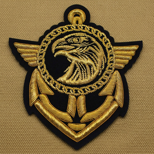 BADGE D'OFFICIERS DE LA MARINE ROYALE BRODÉ À LA MAIN - Product Image 2