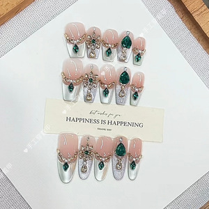 Faux ongles portables faits main, nouvelle collection été, style Palais de <span class=keywords><strong>Versailles</strong></span>, zircon champagne, diamant vert, ultra-fins, sans trace, élégants - Product Image 2