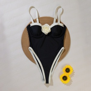 Traje de Baño de Una Pieza para Mujer con Contraste de Color, Copa con Aros y Decoración de Flor de Camelia 3D, Corte Alto, Venta al por Mayor de Ropa de Playa - Product Image 5
