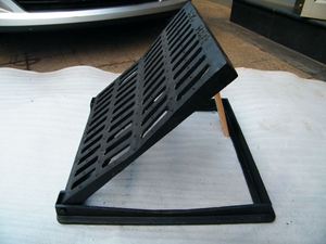 Grilles de drainage carrées en <span class=keywords><strong>fonte</strong></span> ductile C250 pour allées, couvercles de caniveaux d'égout en <span class=keywords><strong>fonte</strong></span> durable, services de fonderie - Product Image 5