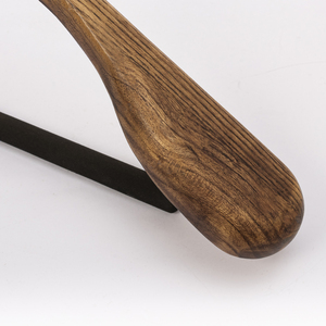 Perchas de <span class=keywords><strong>Madera</strong></span> de Estilo Vintage <span class=keywords><strong>para</strong></span> Ropa de Traje de Hombros Anchos, con Barra de Terciopelo Antideslizante - Product Image 4