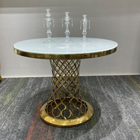Ensemble de table à manger de luxe en acier inoxydable doré avec plateau en verre pour hôtel, restaurant, banquet, événement, fête