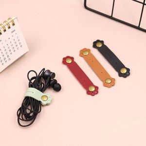 Organizador Simple de Cables con Diseño de Pata de Gato en Cuero PU, Clips Portátiles para Auriculares, Regalos Promocionales - Product Image 1