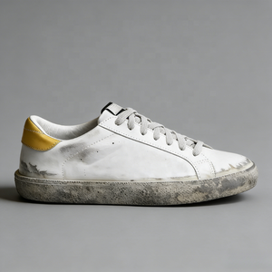 Baskets classiques pour femmes en cuir véritable, style vintage Superstar, avec étoile dorée scintillante, pour l'été - Product Image 3