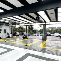 Ensemble complet 6 baies pour atelier de lavage et detailing automobile, avec enrouleur de tuyau intégré au plafond, nettoyeur haute pression, aspirateur, grille lumineuse et tapis de sol