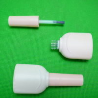 Bouteille de vernis à ongles vide rose de 12ml bouteille opaque en verre en vrac pour couche de base supérieure fabrication de conteneurs de vernis à ongles logo personnalisé