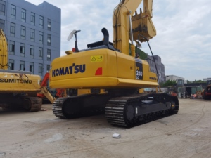 En stock, excavatrice sur chenilles Komatsu PC240 d'occasion, 24 tonnes, Komatsu PC 240, excavatrice Komatsu PC240 d'occasion - Product Image 3