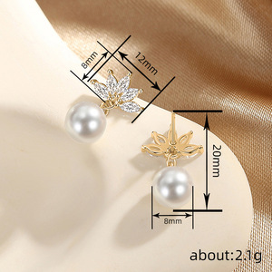Orecchini a perno con petali di fiori decorati con perline, eleganti accessori da donna per feste e uso quotidiano, ideali come regalo. - Product Image 6