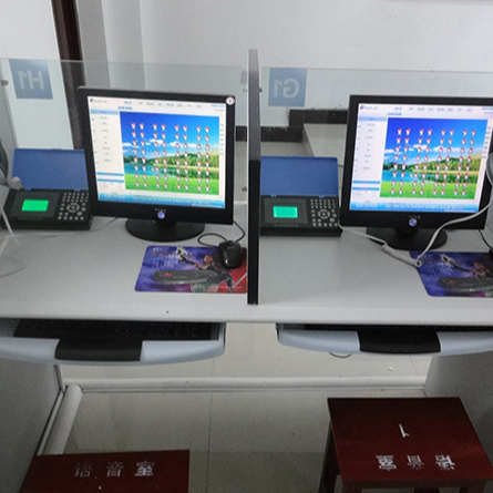 Professional Digital System Language Learning Equipment High School and University ODM and OEM Language Lab Blue and Black