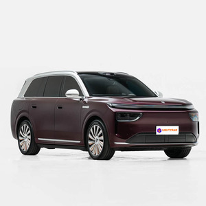 Nouveau SUV de luxe technologique X9 ERRV avec deux écrans de 17,2 pouces, un écran AR-HUD de 130 pouces et une carrosserie en acier de 2400 MPa en promotion - Product Image 3