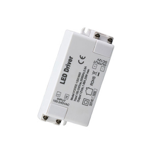 Controlador LED YODEE de 12V 20W, Fuente de Alimentación Conmutada de Voltaje Constante para Luz LED de Gabinete, Uso en Interiores - Product Image 3
