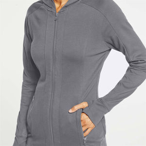 Ensembles de Blouses et Pantalons d'Infirmière Respirants en Rayonne Extensible Certifiés CE de Haute Qualité pour la Vente en Gros - Product Image 4