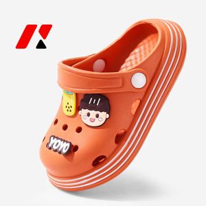 Haute qualité enfants enfant en bas âge chaussures de jardin sabot doux avec dessin animé Pvc breloques Eva personnaliser sabots sandales pour enfants - Product Image 1