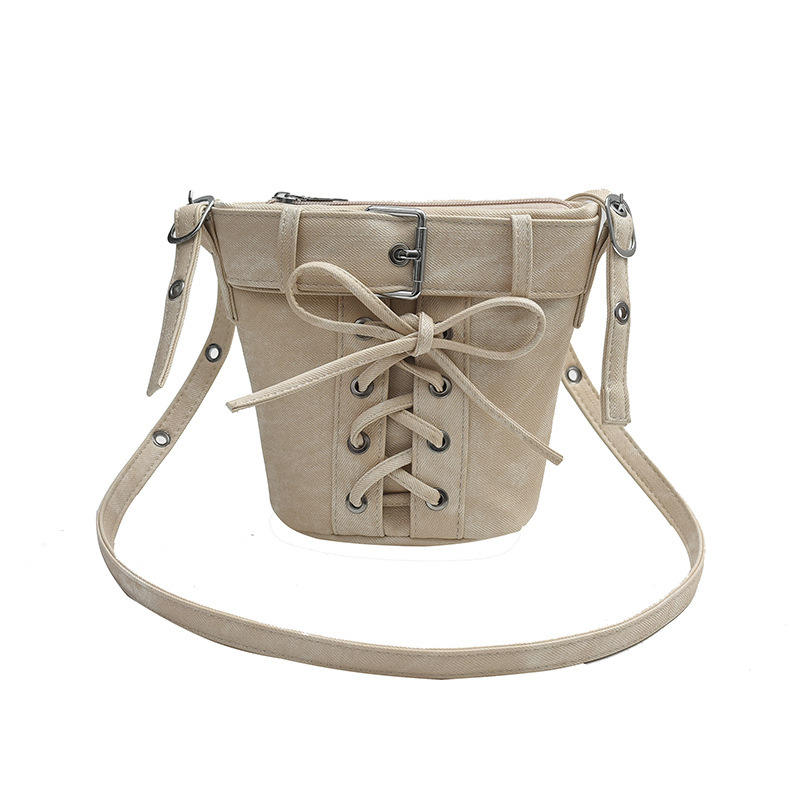 น้ำตาลอ่อน