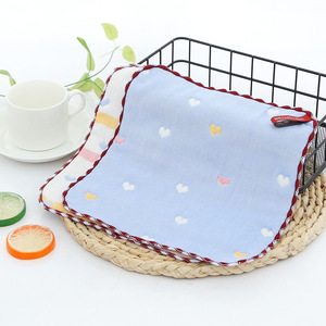 Serviette carrée en coton à six couches Carlota, 22g, pour bébé, pour usage en maternelle - Product Image 3