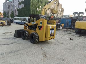 Export Dedicated CAT226B Skid Steer Loader, Compact Size Flexible Turning, Indoor Garden Equipment Low Fuel Consumption. - Product Image 6