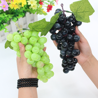 H661 Pendentif réaliste en PVC en forme de raisin et de graine de raisin, très populaire, pour centres commerciaux, accessoires d'éducation de la petite enfance, décoration photographique