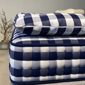 Luxury Handmade Villa Modern <b>Bed</b> Mattress Queen Memory Foam Mattress Supplier Glue Independent Bagged Spring Mattress - Product Image 5
