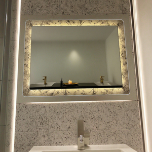 <span class=keywords><strong>Espejo</strong></span> Inteligente Táctil Iluminado para Baño con Diseño Gráfico, Función Antivaho HD, Moderno, Rectangular, IP44 - Product Image 1