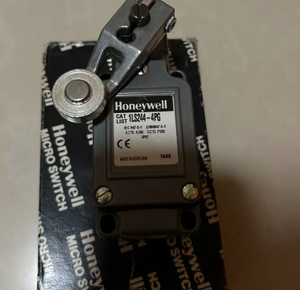 Nouveau interrupteur de fin de course à levier à rouleaux série SWITCH, 1NC/1NO, séries 1LS244-4PG/ 1LS1/1LS3/1LS6/1LS14/1LS244 - Product Image 3