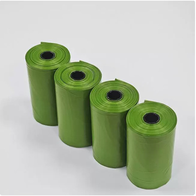 Un rollo de bolsas de basura