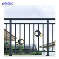 Personnalisable Jardin Métal Villa Pont Garde-corps Aluminium Clôture Panneaux Balcon Main Courante Conception Fer PVC Bois Cadre Fonction de Sécurité
