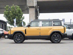 热销电动车奇瑞风行X3L 215长续航纯电紧凑型车，适合城市通勤和日常出行 - Product Image 4