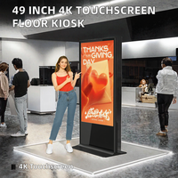 Kiosque tactile sur pied de 32 pouces avec écran numérique 4K, affichage publicitaire, certification IP65, garantie OEM d'un an pour utilisation à l'aéroport