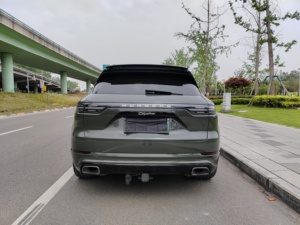<span class=keywords><strong>Porsche</strong></span> <span class=keywords><strong>Cayenne</strong></span> E-Hybrid 2019 d'<span class=keywords><strong>occasion</strong></span>, SUV de luxe, 30T V6 PHEV 455HP AWD LHD 5 places, hybride rechargeable automatique, <span class=keywords><strong>prix</strong></span> de gros, export - Product Image 4