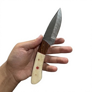 Couteau de chasse et de camping à lame fixe en acier Damas, avec manche en bois et os, personnalisable - Product Image 4