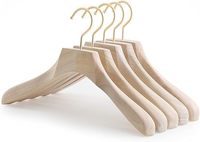Cintres en bois de luxe personnalisés avec pince à pantalon pour boutique de vêtements, hôtel et armoire
