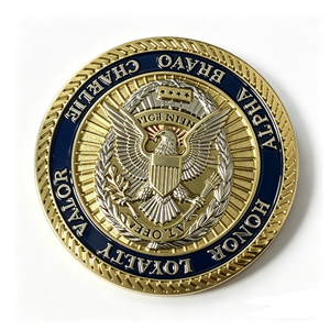 Pièce de monnaie commémorative personnalisée en alliage de zinc 3D gaufré, finition émail bleu marine, pour Halloween, Noël, ou événements commémoratifs et honorifiques - Product Image 2
