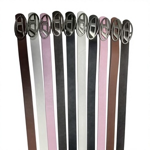 <span class=keywords><strong>Cintura</strong></span> Decorativa Vintage Trendy con Bottone a Pressione in Lega a Forma di D e Cinturino in PU per <span class=keywords><strong>Uomo</strong></span> e Donna, Lunghezza 105cm, Moda Casual - Product Image 4