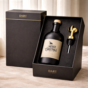 Caja de Regalo Personalizada para Botella de Vodka con Vertedor de Licor Dorado |   Botella de Vidrio Negro Mate para Licores + Caja Rígida con Inserto de Espuma | OEM ODM - Product Image 2