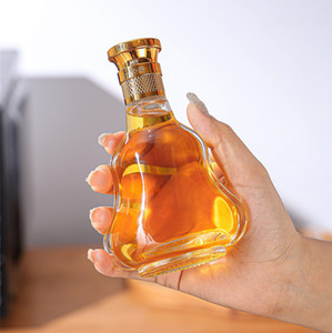 Sang Trọng Hình Dạng Bầu <span class=keywords><strong>125Ml</strong></span> 250Ml 500Ml Rỗng Thủy Tinh Độc Đáo Rượu Whisky Rượu Uống Chai Với Nắp - Product Image 3