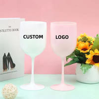 Flûtes à vin en plastique PS de style américain classique, blanches, personnalisées pour Noël, 450 ml, cadeaux d'affaires OEM - Vente en gros, fabriqué au Vietnam