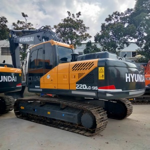Crawler Excavator 22 Ton Hyundai 220LC-9S With Digging Bucket 0.8m3 Capacity Used <b>Model</b> 2023 - Product Image 3