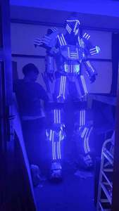 LED Robot Costume Led Vêtements Échasses Walker Costume LED Costume <span class=keywords><strong>Casque</strong></span> Laser Gants CO2 Gun Jet Machine - Product Image 4