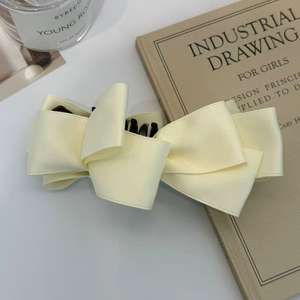 Élégantes pinces à cheveux classiques en forme de banane pour femmes, style princesse français, accessoires pour cheveux avec nœud, couleur unie, en plastique et tissu - Product Image 4