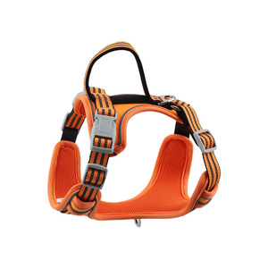Harnais réfléchissant pour chien BveoyPet, gilet respirant, laisse anti-traction avec poignée pour la promenade en extérieur - Product Image 5