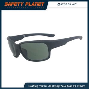 UV Defense Sports Glasses Customized Color <b>Classic</b> Polarized Sports Shades For Everyday Use - Product Image 6