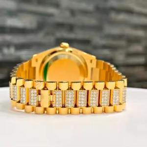 Montre entièrement sertie de diamants de qualité supérieure pour hommes et femmes, idéale pour la mode hip-hop, les soirées, les cadeaux et le style urbain tendance - Product Image 4