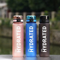Bouteille d'eau en plastique PC sans BPA de 1L avec logo personnalisé, sangle et paille, idéale pour l'escalade, le sport en extérieur, la gym, les voyages – Échantillon gratuit
