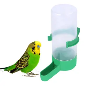 Distributore di acqua per animali domestici all'ingrosso mangiatoia per uccelli appeso contenitore per bottiglie d'acqua fontanella per pappagalli