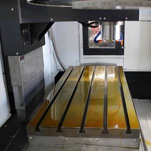 Centre d'usinage métallique à 5 axes de haute précision (VMC850) Machine de fraisage CNC verticale Centre d'usinage à quatre axes Machine VMC automatique - Product Image 4