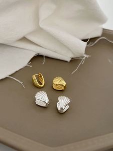 Boucles d'oreilles clipsables en forme de coquille marine, style minimaliste élégant, argent sterling 925, rhodié, plaqué or 18 carats, pour filles et femmes, Dylam TIny - Product Image 2