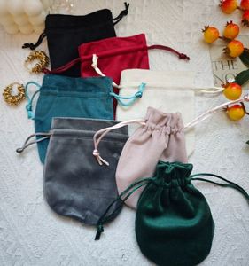 Sac à bijoux en velours de coton imprimé avec logo personnalisé ODM, pochette à cordon en velours doux pour emballage cadeau, sac de protection anti-poussière pour cosmétiques - Product Image 1