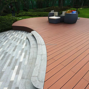 Panneau Clôture extérieure Piscine Intimité Natation Revêtement de bateau en teck Revêtement de sol en plastique imperméable en bois Wpc - Product Image 4